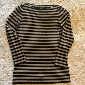 Eileen Fisher sweater. Size Small.